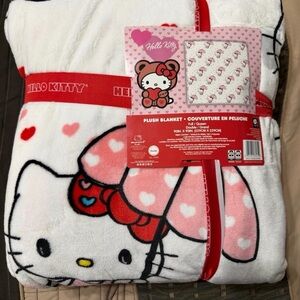 Hello Kitty Plush Blanket - White, Pink, Red